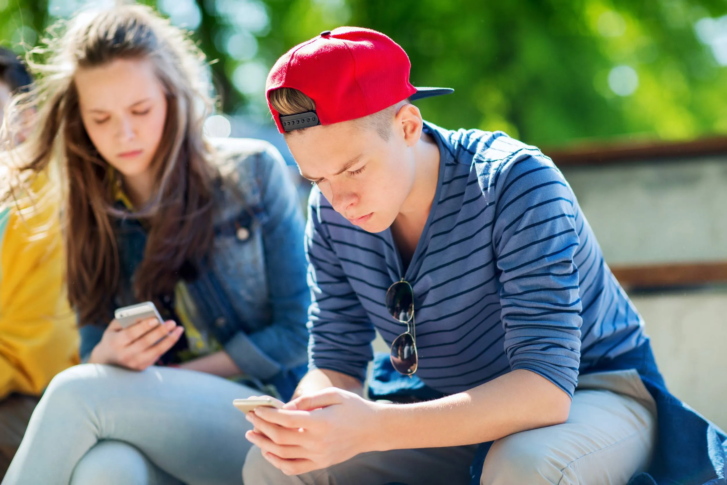 Tieners gebruiken liever AI dan na te denken en dat begint een serieus probleem te worden