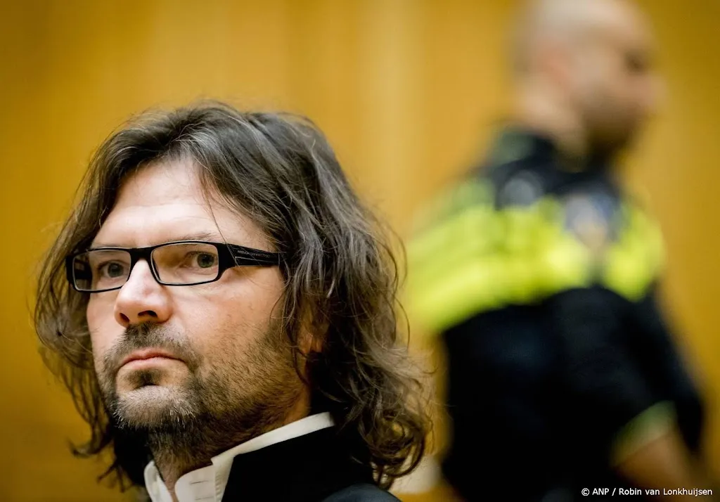 Advocaat: verdachte onthoofding moeder met bijl had psychose