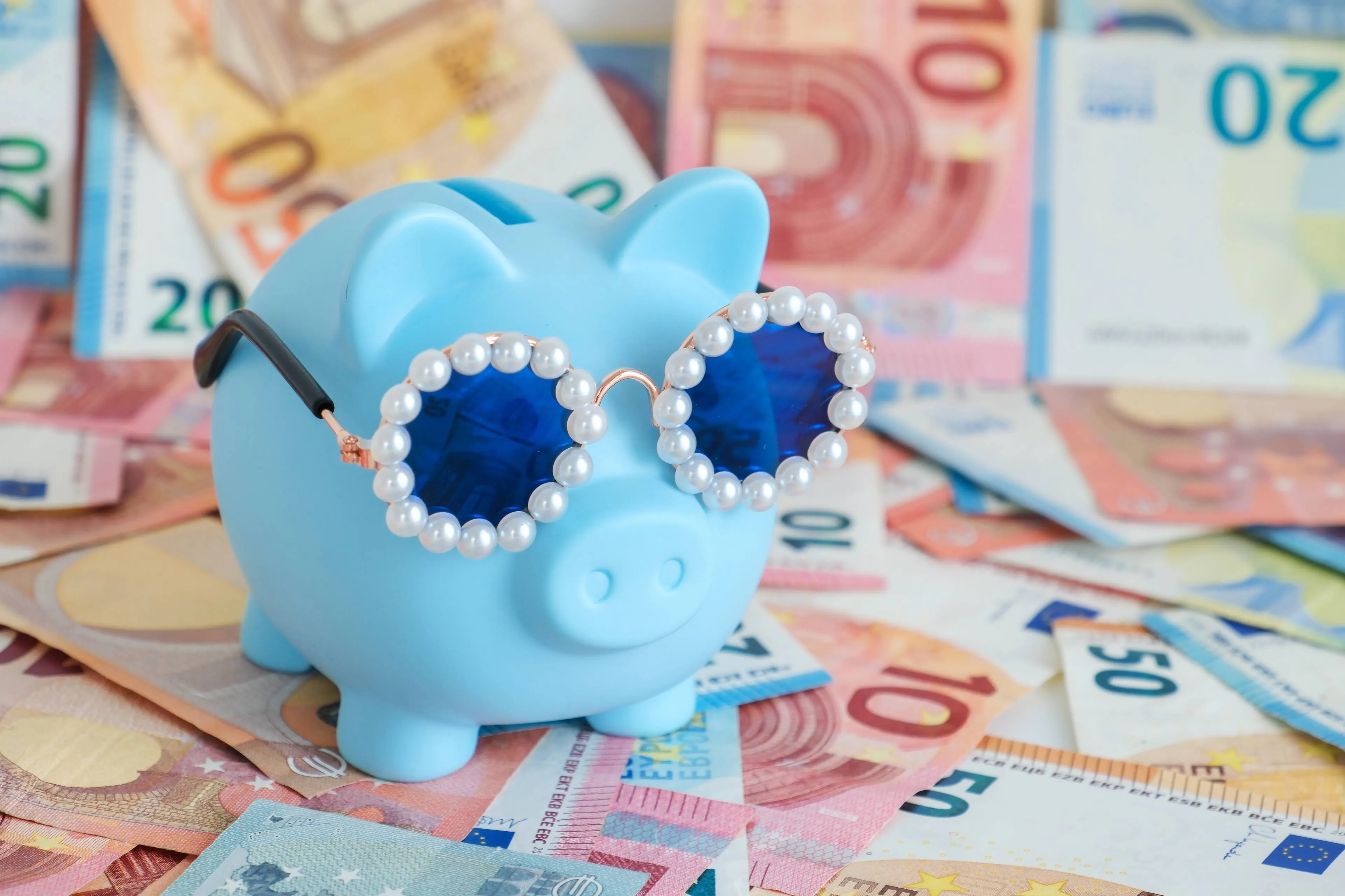 Geld sparen klinkt saai, maar je wordt er echt gelukkiger van, blijkt uit nieuw onderzoek