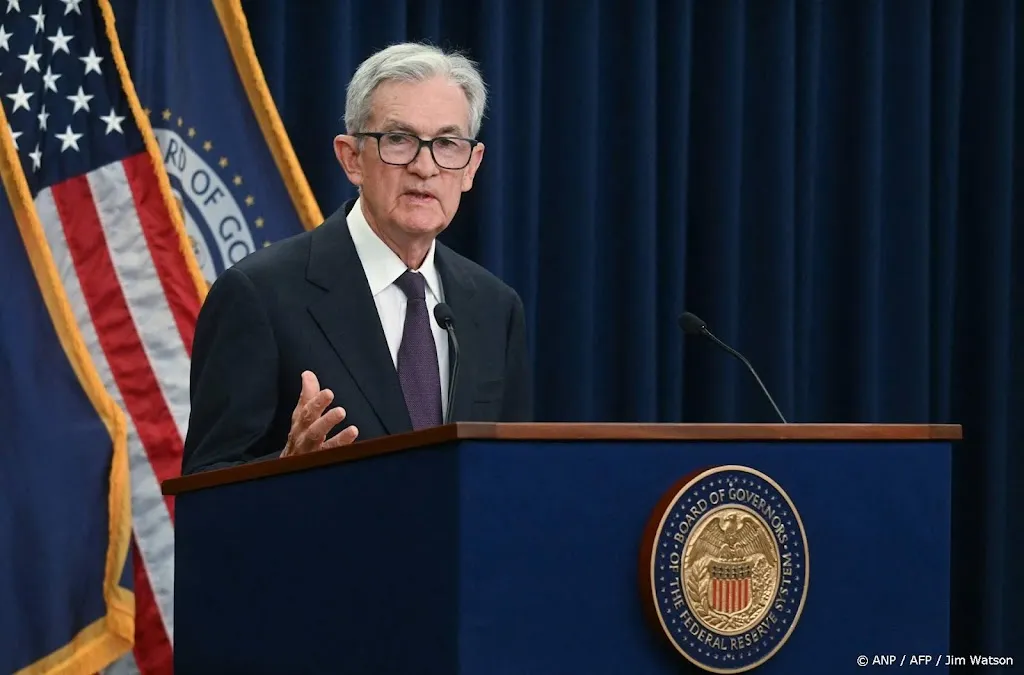 Fed-baas Powell wijst op risico van te lage rente