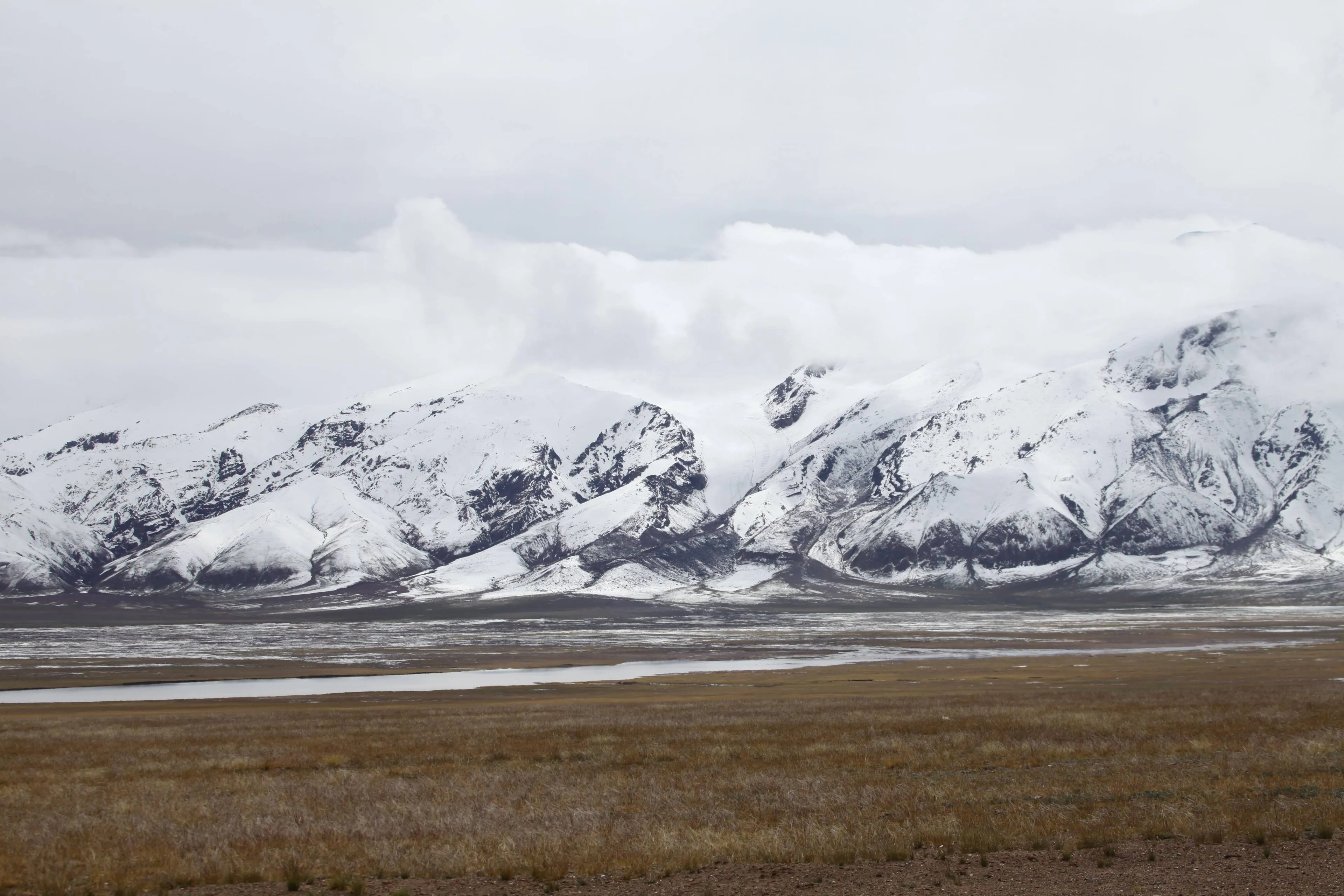 Na 40.000 jaar worden microben wakker in de ontdooiende permafrost