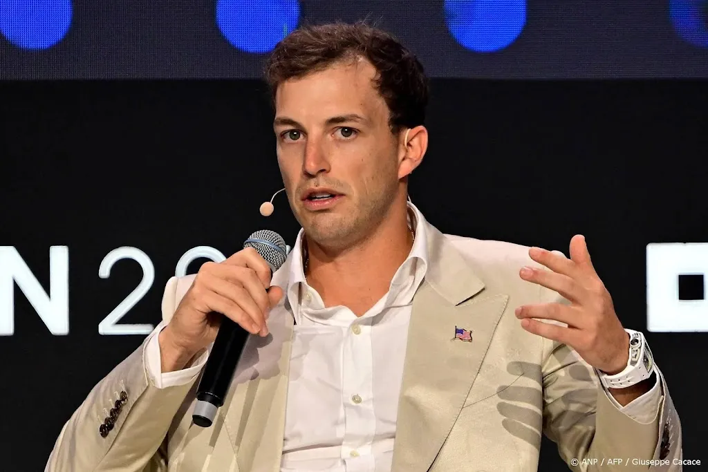 Zoon van Witkoff wil vastgoed van Trump omzetten in cryptotokens