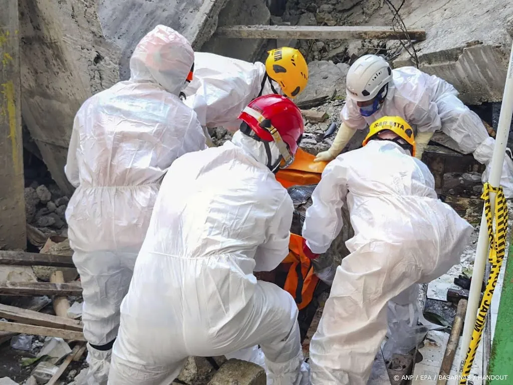 Dodental door instorting Indonesische school loopt nog altijd op