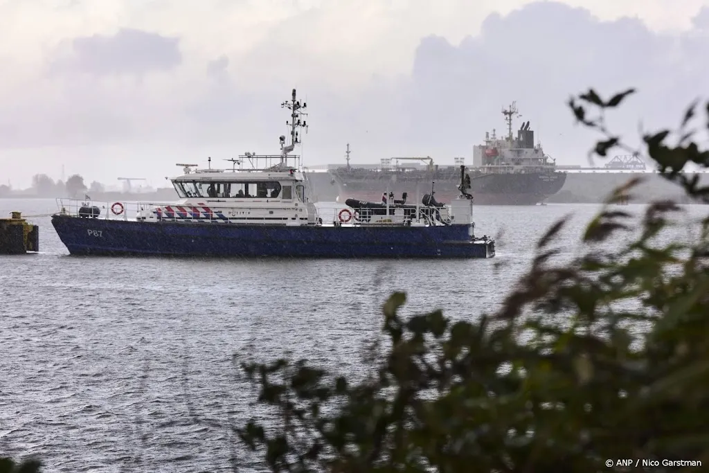 Man (69) vast na grootste cocaïnevondst ooit in haven Amsterdam