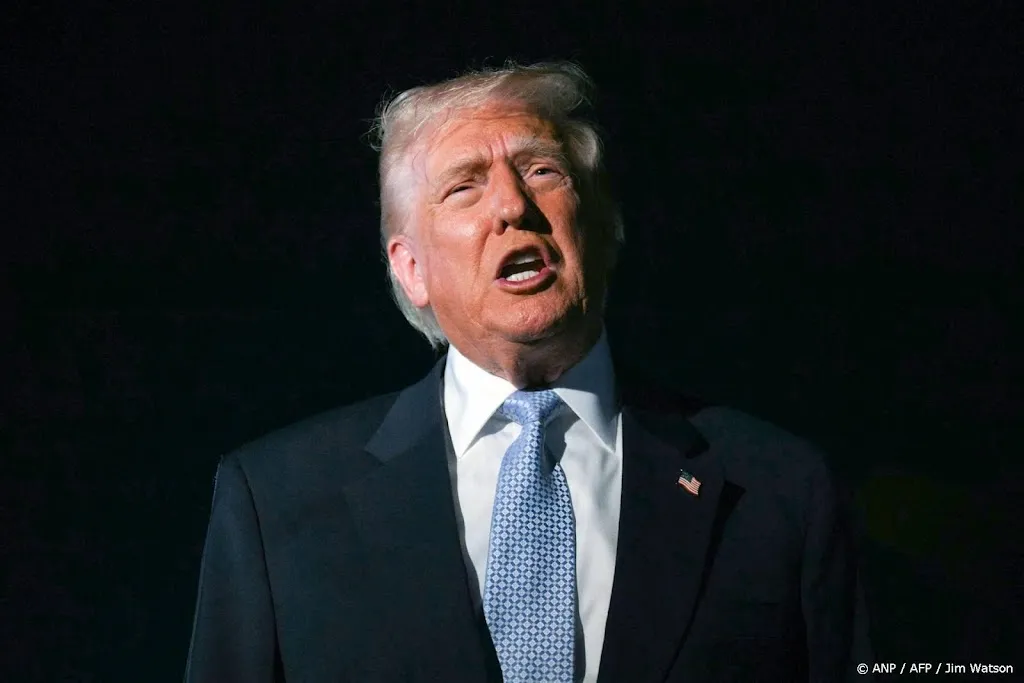 Trump draait: Republikeinen moeten stemmen voor vrijgeven Epstein-files