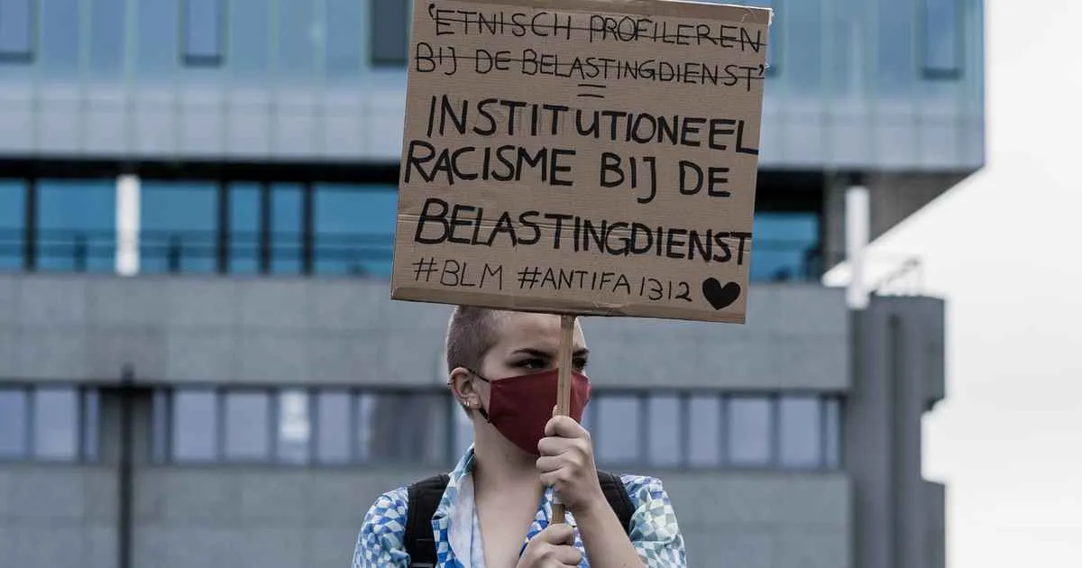 2448bbb8b7b4aa1175f6f552e432082e2e48dba6