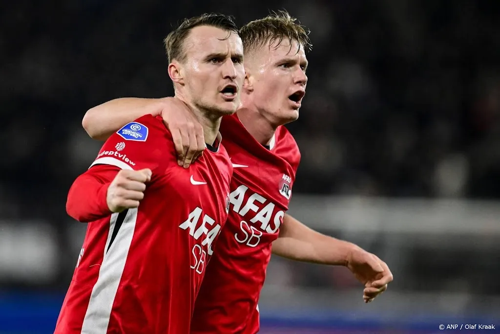 AZ schakelt Ajax met veel machtsvertoon uit in KNVB-beker 