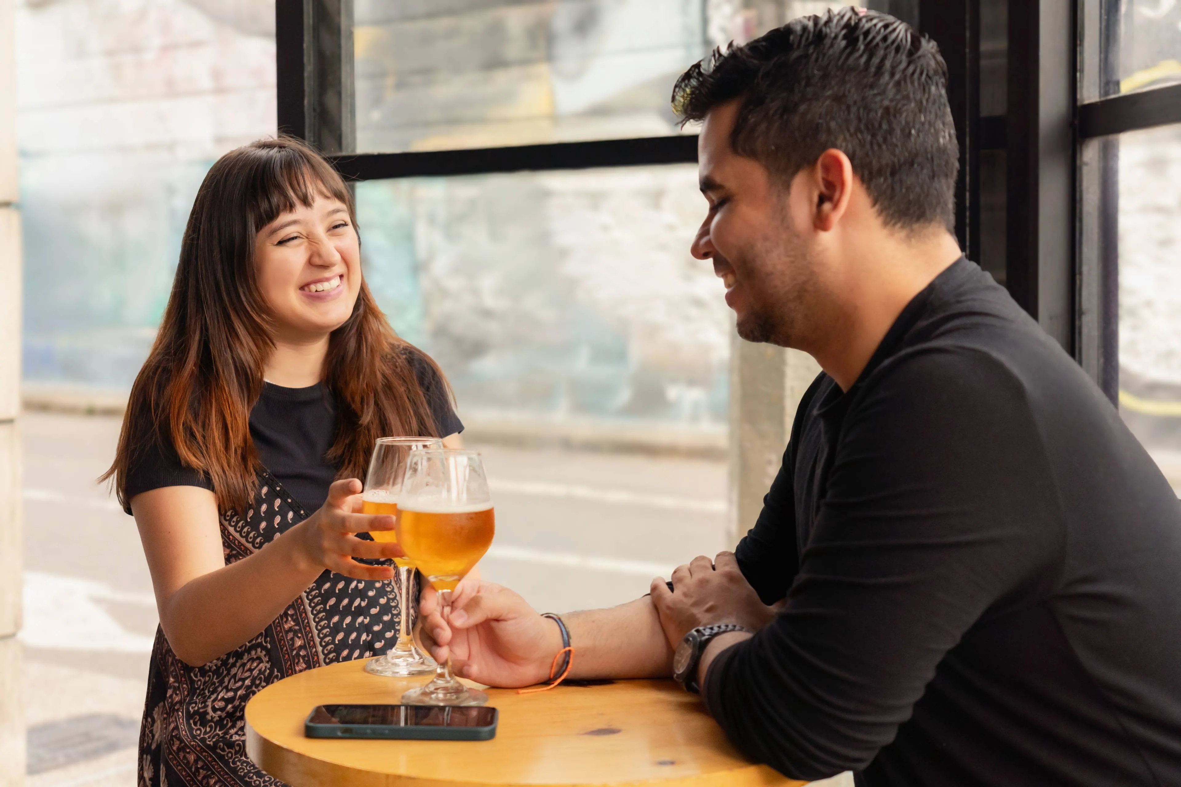 Waarom vrouwen (vaak) vallen voor foute mannen