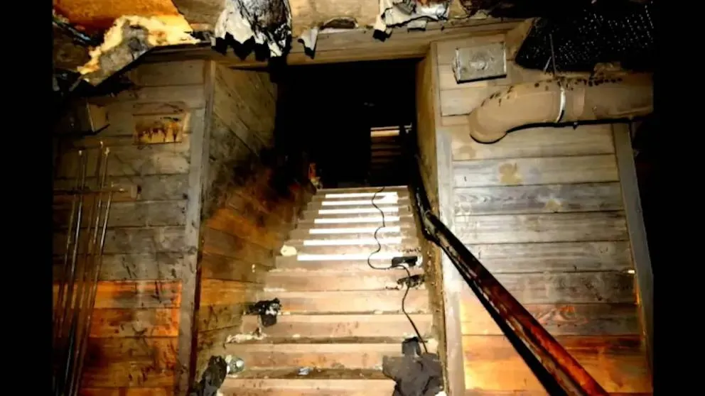 33733aacceec0d0551b2f7fef20ce4fa,7b182136