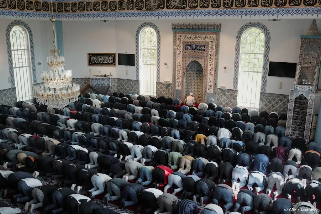 Moskeeën ontvangen vlak voor ramadan brief tegen 'islamisering' 