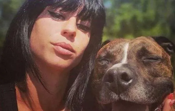 Nederlandse pitbull verscheurt zwangere vrouw: eigenaar staat terecht voor doodslag