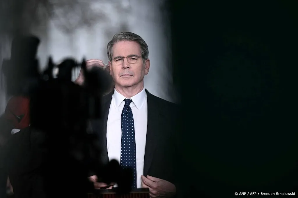 Iran zegt geen overtollige ruwe olie te hebben voor andere landen