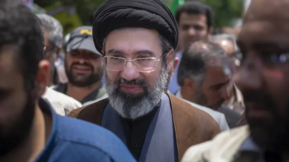 Mojtaba Khamenei, de zoon van de gedode leider Ali Khamenei, benoemd tot nieuwe ayatollah.