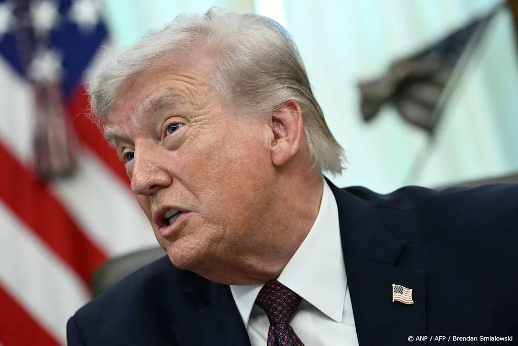 Trump gaat samen met Israel Iran naar 'het stenentijdperk' bombarderen