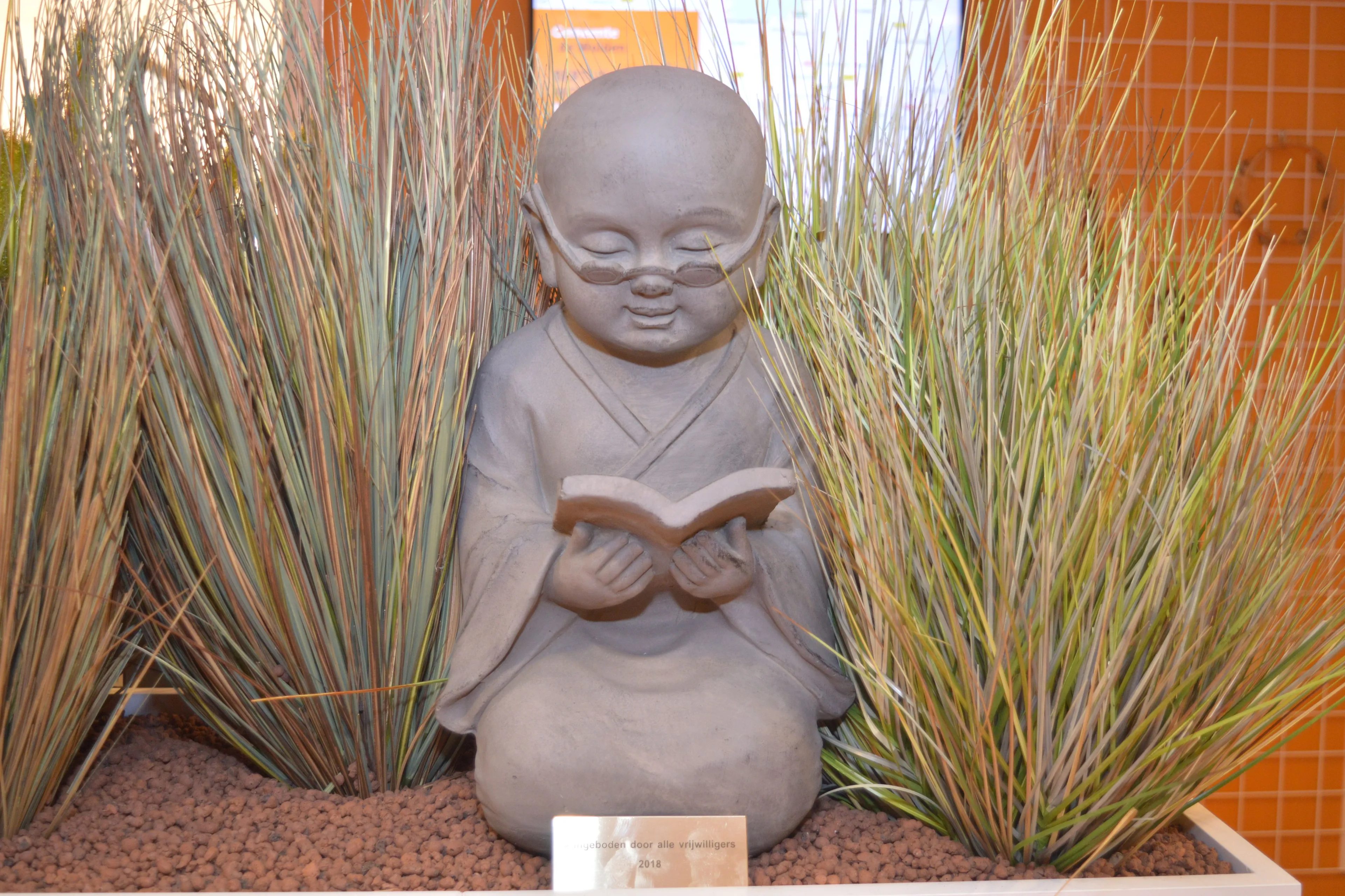 Drents veurlezen nu ook in bibliotheek van Havelte