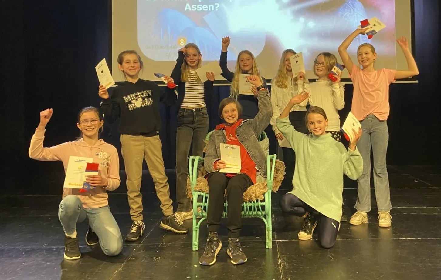 Esther van der Weel wint de Voorleeswedstrijd gemeente Westerveld