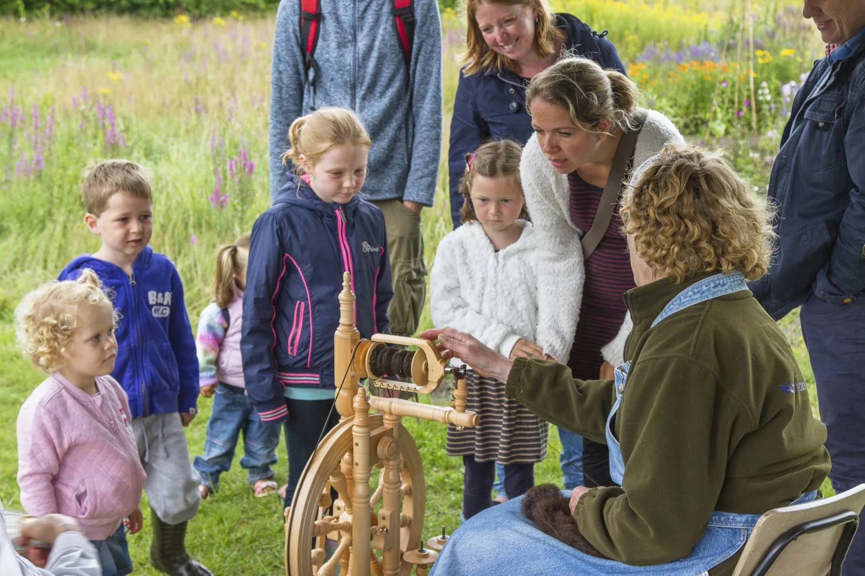 Ruinen Lentefair Demonstratie wol verwerking Andries de la Lande Cremer