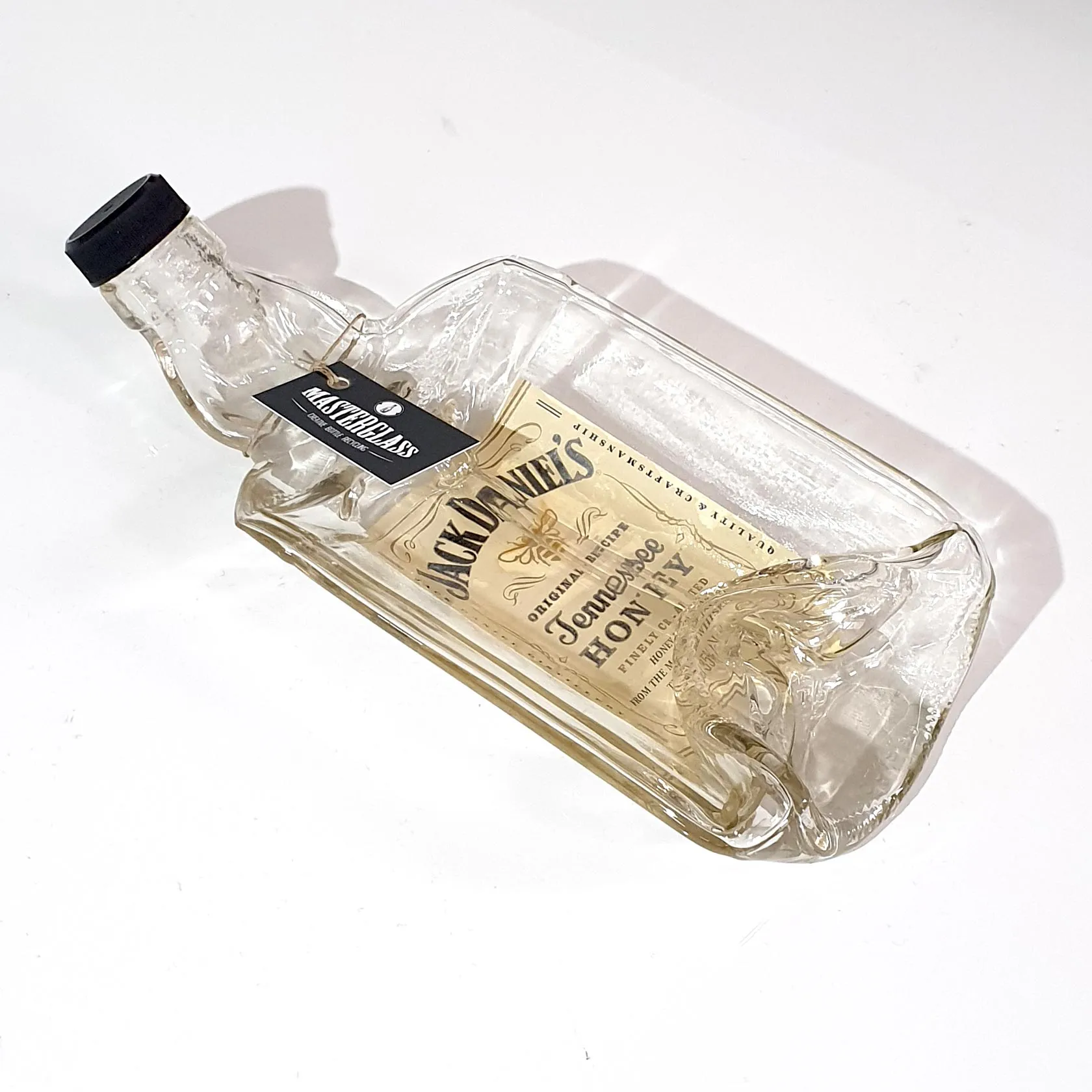 Whisky Madness: Van whiskybaardolie tot gesmolten drankfles