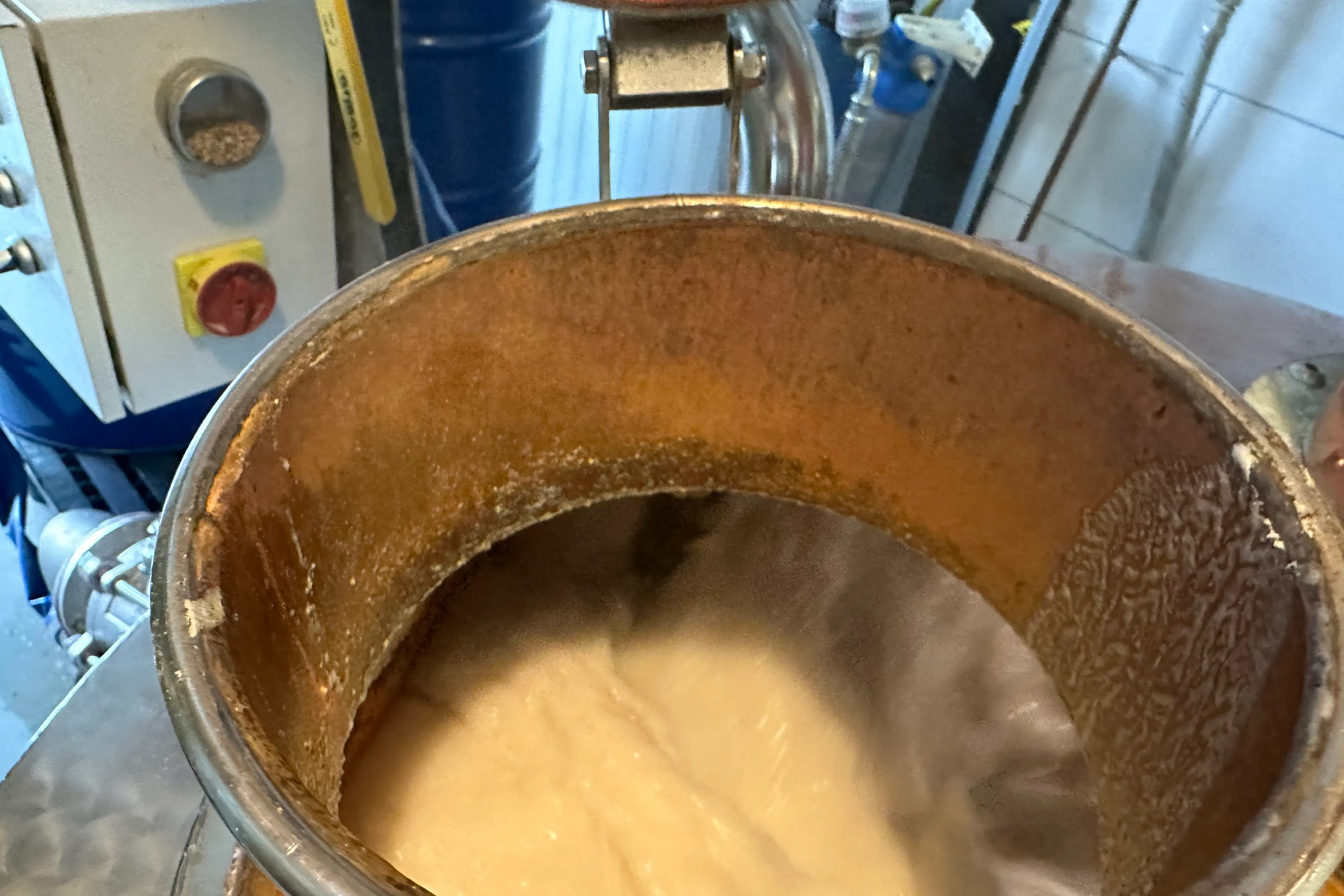 Distilleerderij Horstman stookt drank met een bijzonder ingrediënt