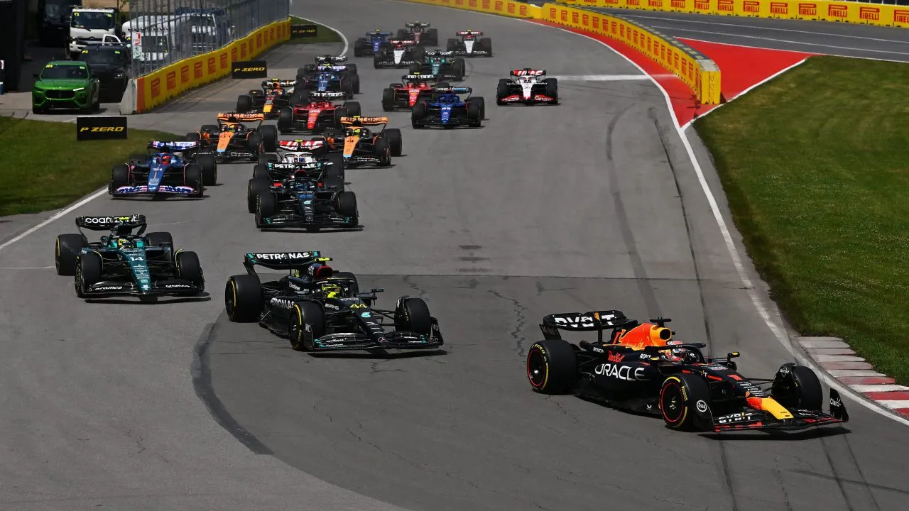 Column: Daniel Ricciardo geniet van whisky in Drive to Survive seizoen 7 (en wij van hem)