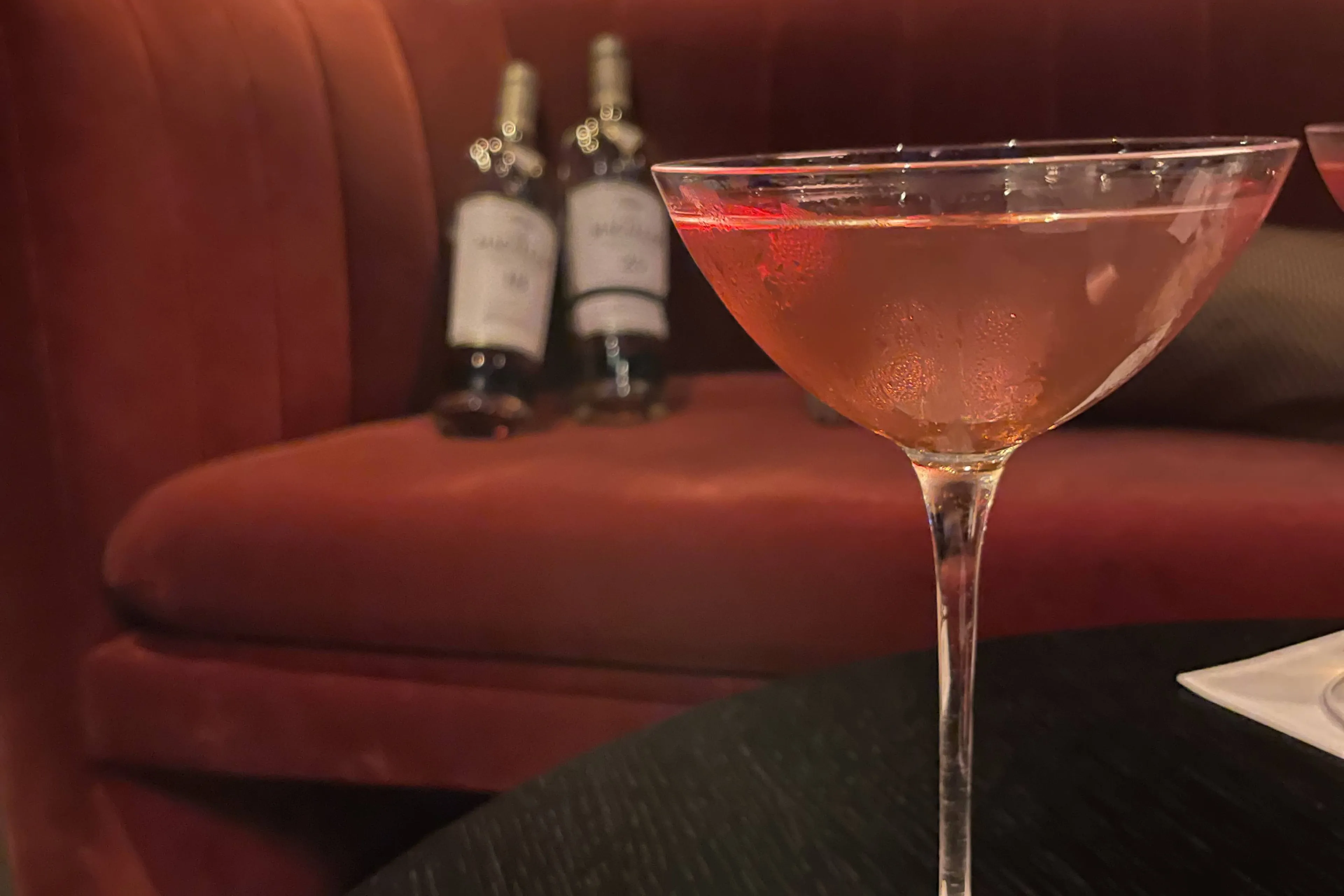 Wist je dat je de Best New Cocktailbar van 2023 in Amsterdam zit?