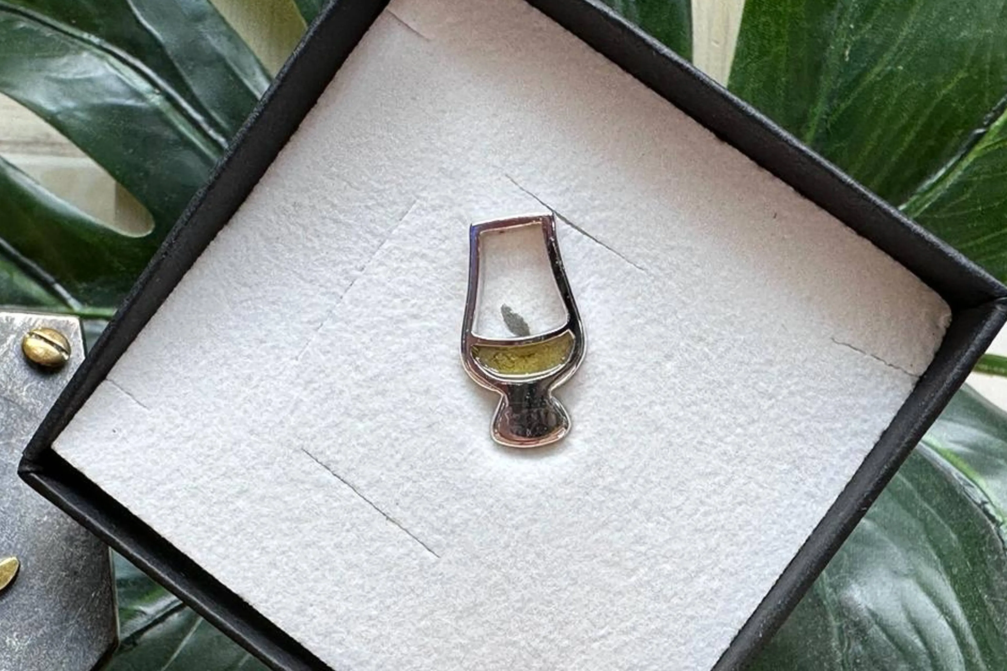 Wist je dat je makkelijk je eigen unieke whiskysieraad kunt hebben?