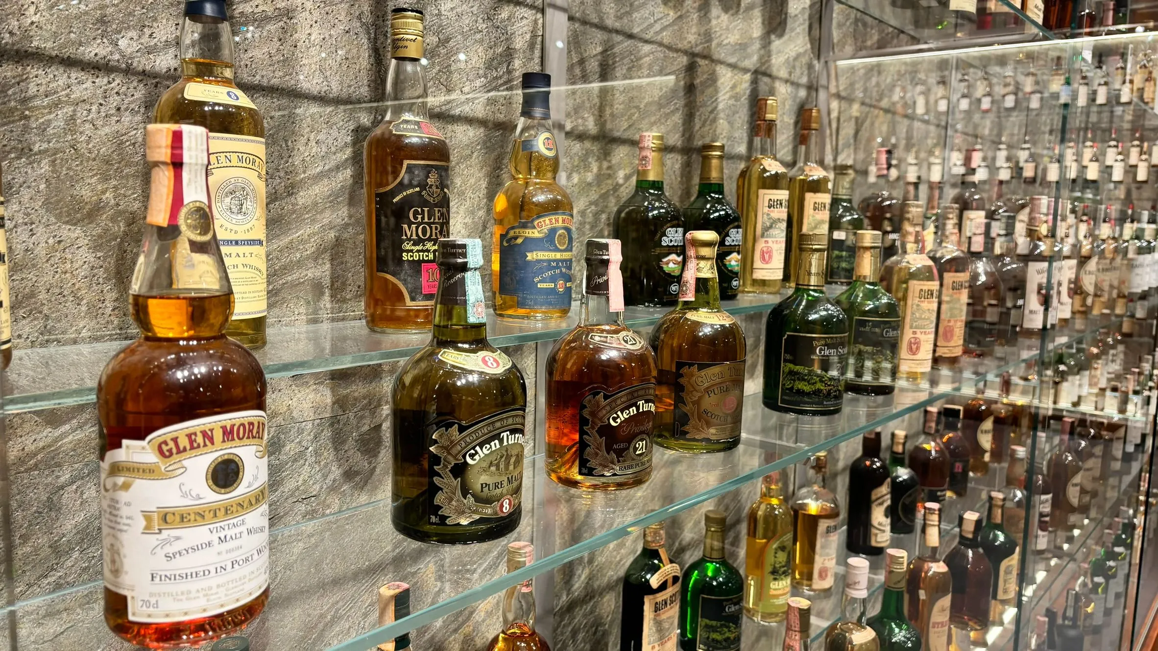 Wat zijn de risico's van investeren in whisky en hoe dek je jezelf in?