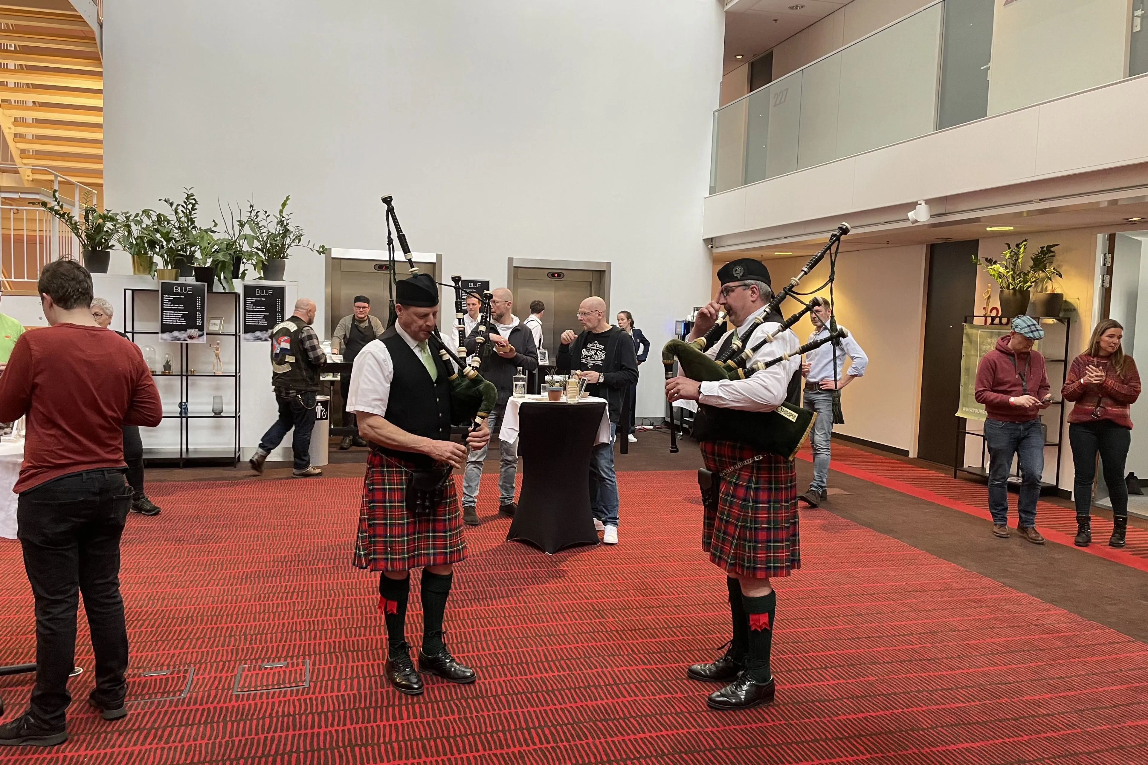 Vaak gespot op whiskyfestivals, maar wist je dat de doedelzak niet uit Schotland komt?