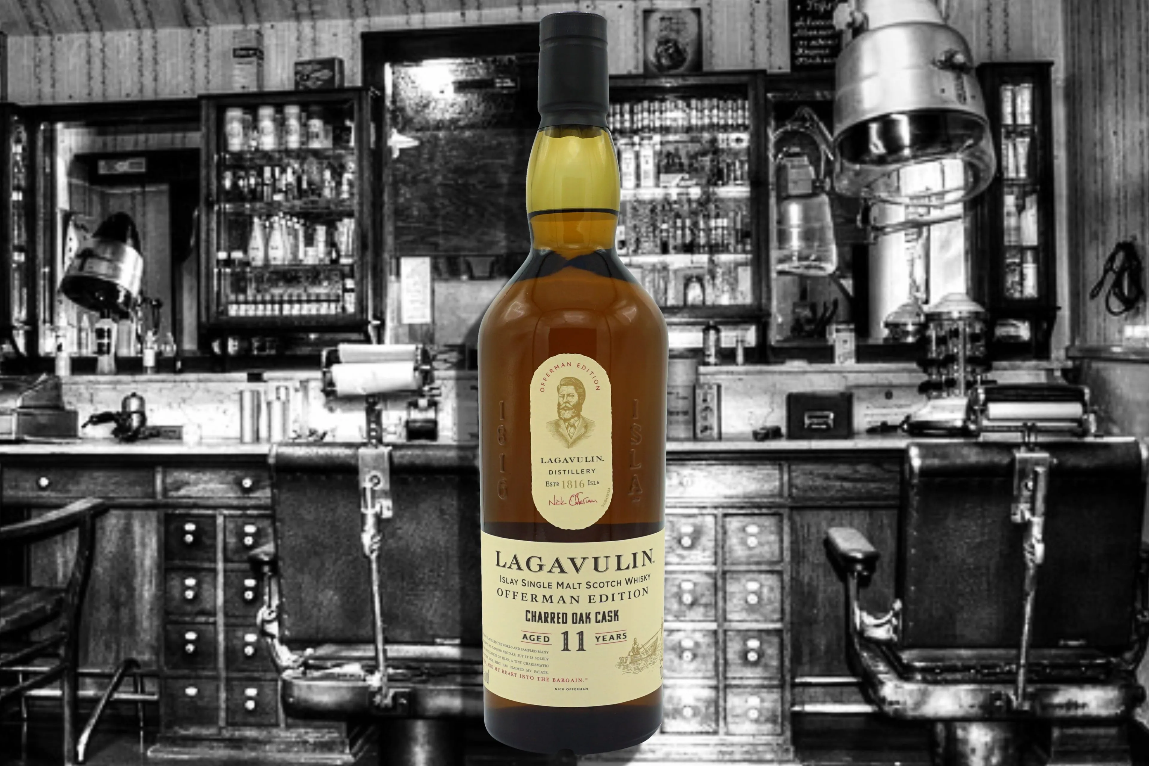 Wist je dat je whisky ooit bij de barbier kon krijgen?
