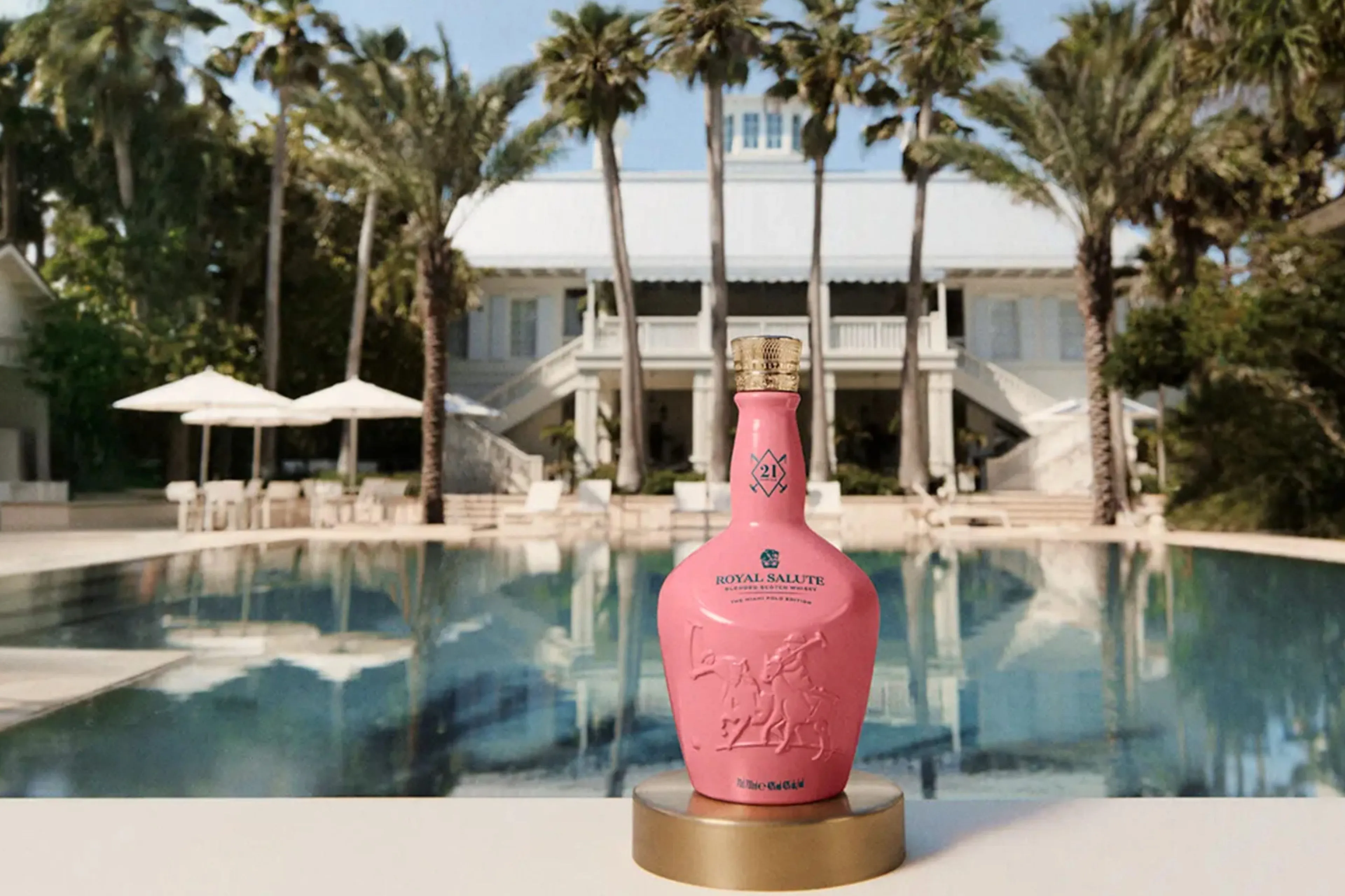 Royal Salute brengt zesde gelimiteerde Polo Collection whisky uit