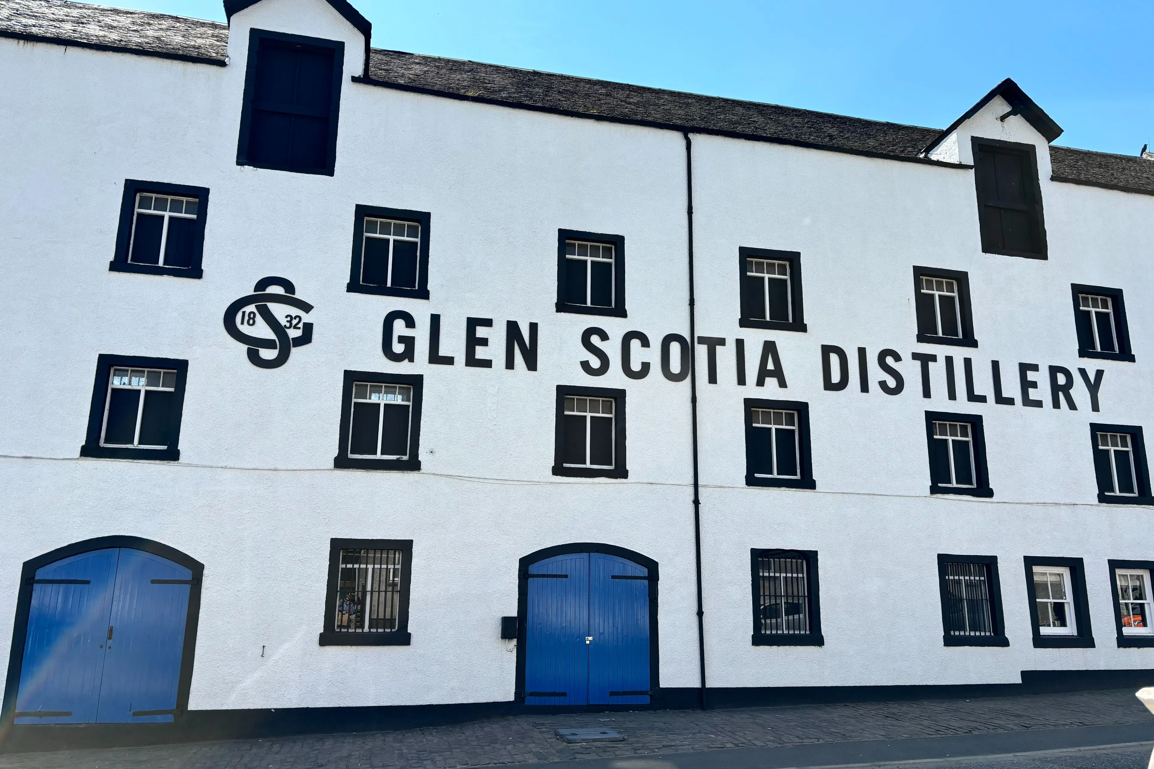 glen scotia distillery front