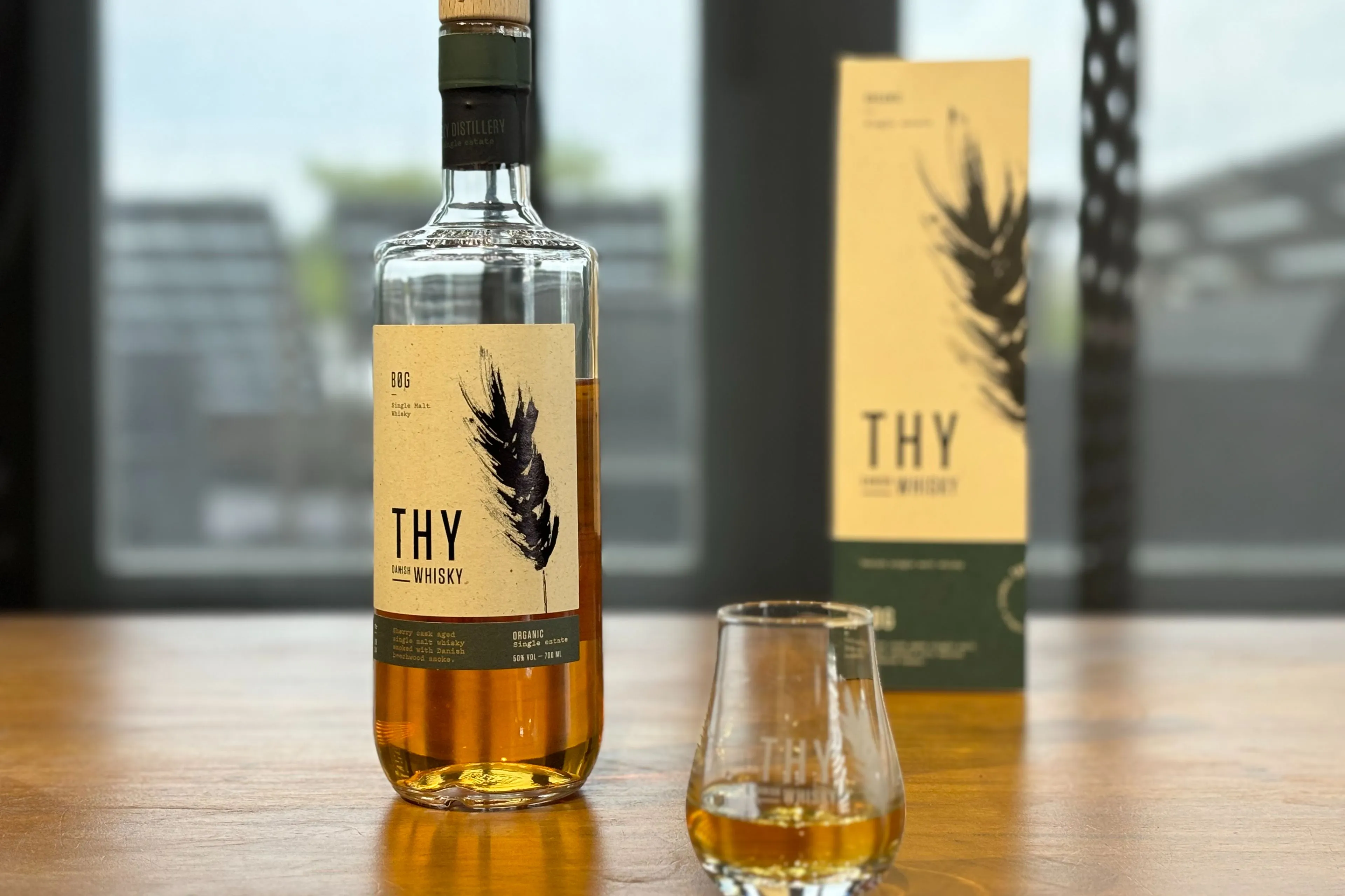 thy bog single malt whisky review2