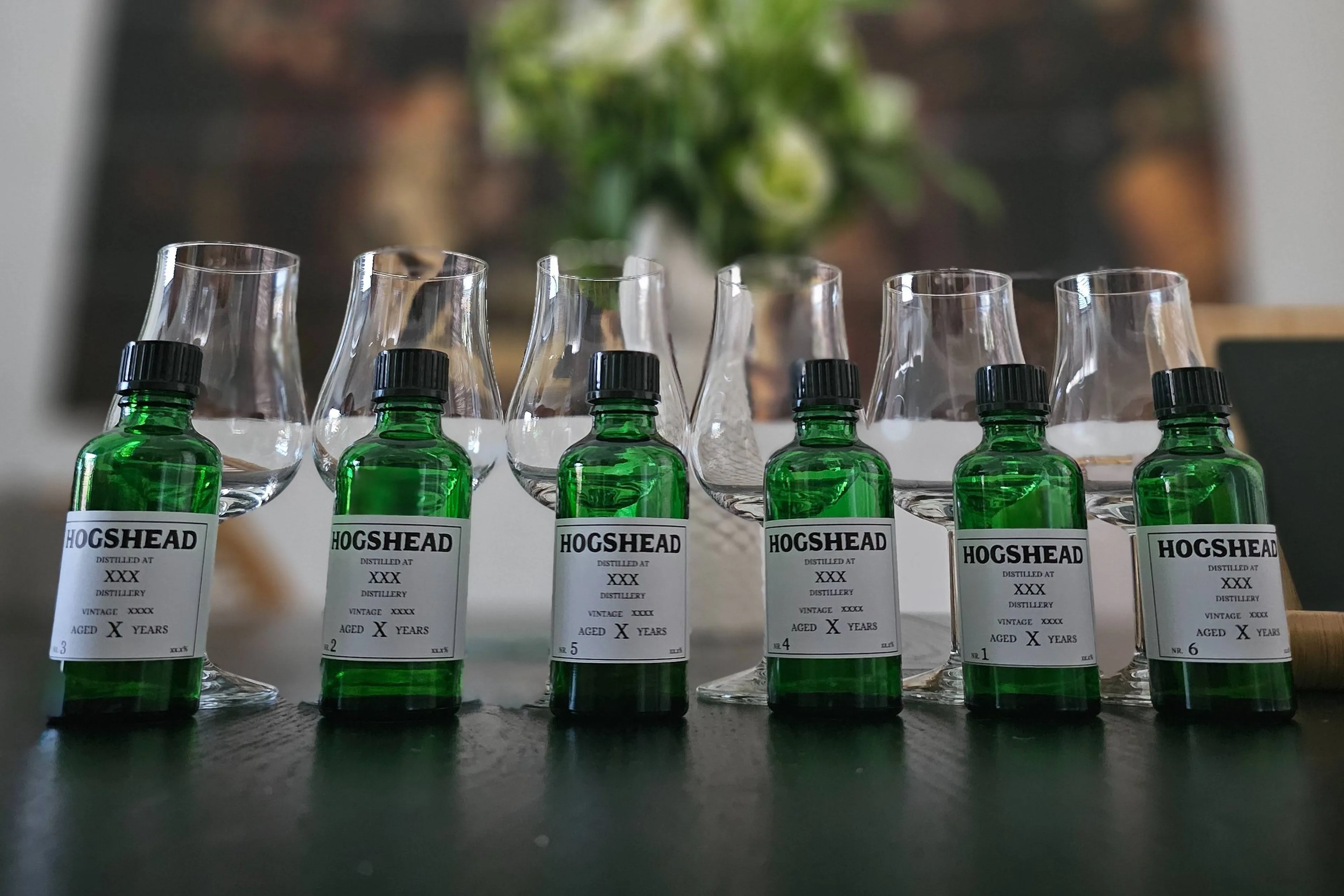 Mysterieuze whisky proeverij brengt zes spannende whisky's aan de man