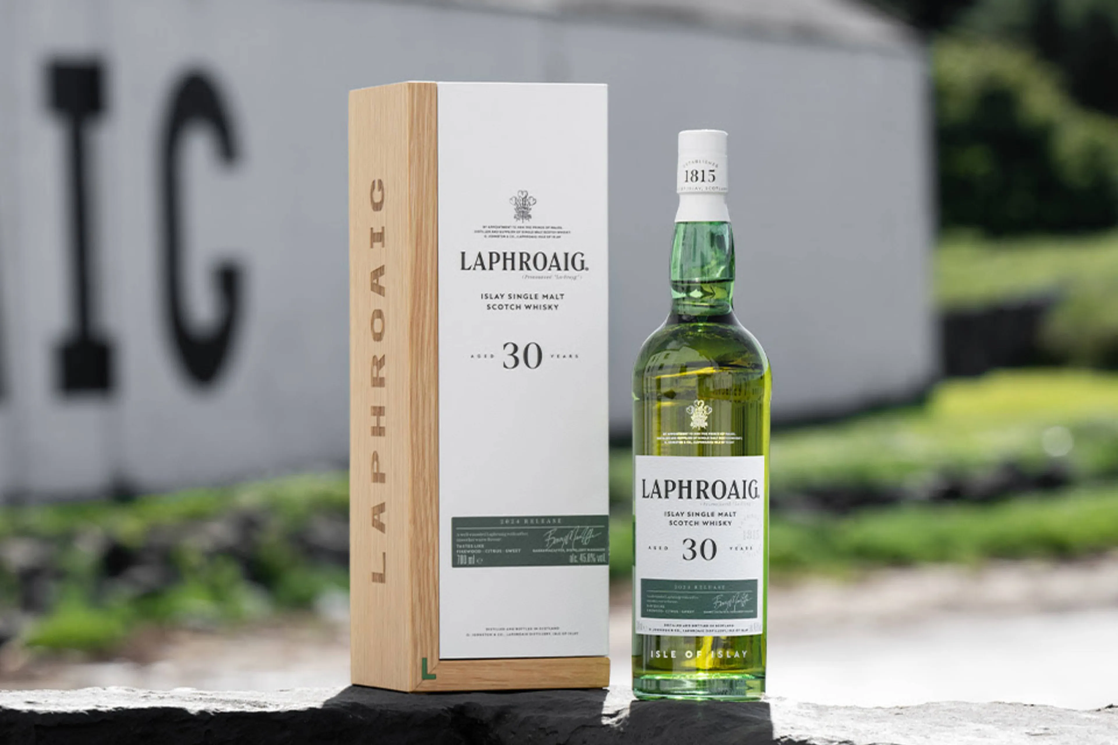 Laphroaig onthult de 30 Years Old 2024 Edition whisky