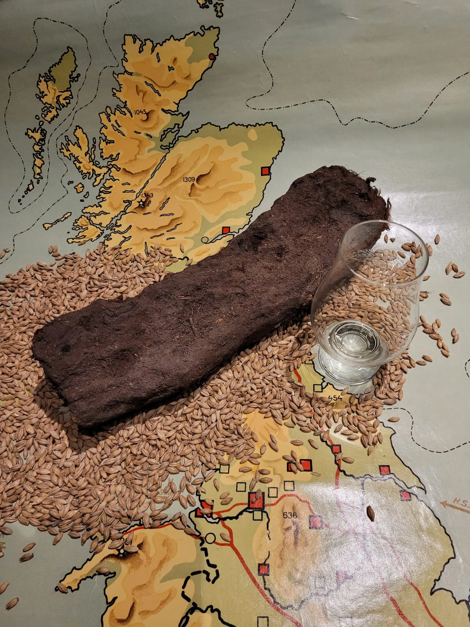 Whisky geeks opgelet! Wist je dat er verschillende soorten turf zijn?