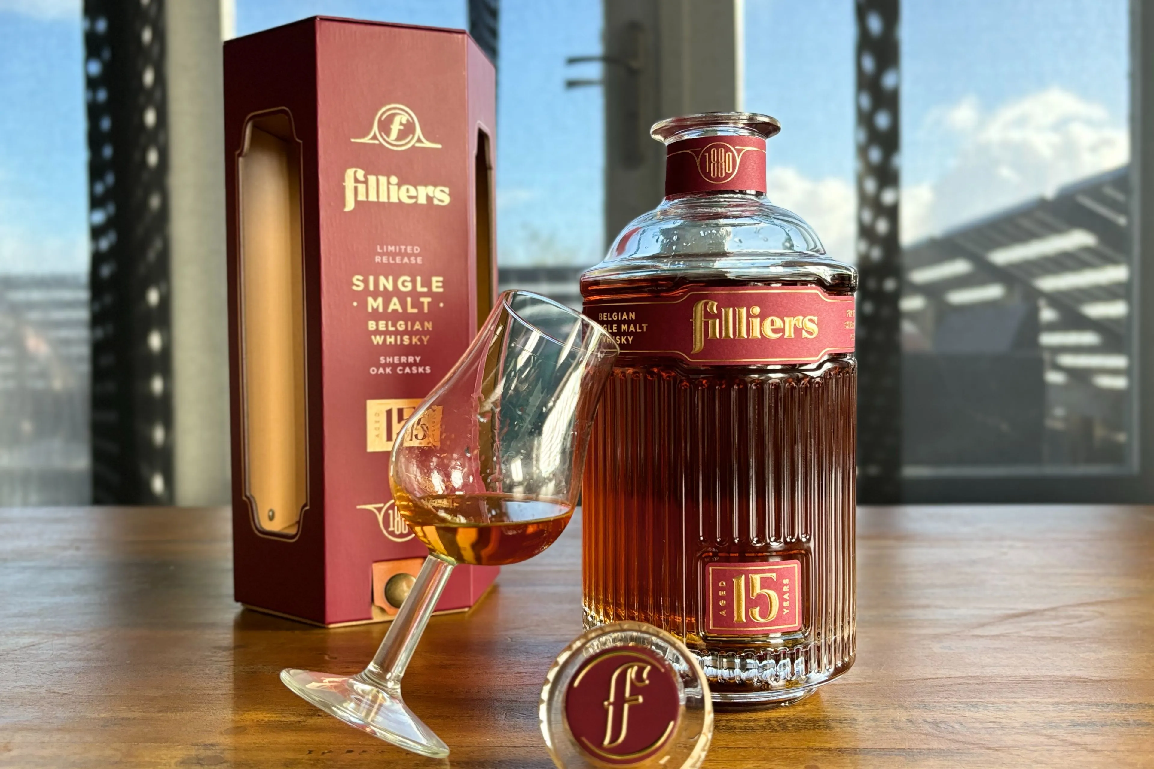 De geschiedenis van Filliers Distillery in drank: van prominente jeneverstokerij tot whiskymaker