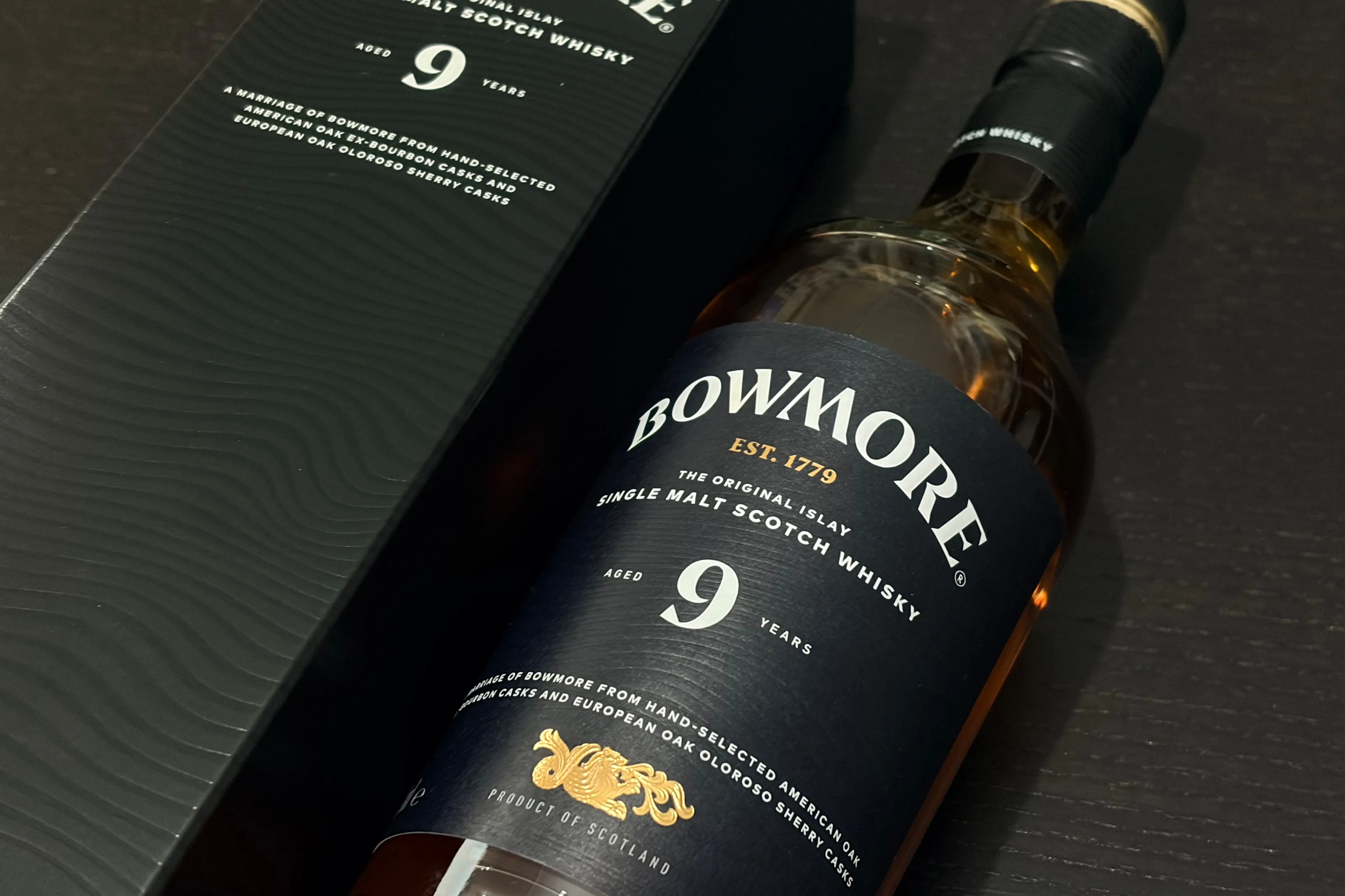 Bowmore 9Year Old whisky Review fles en doos