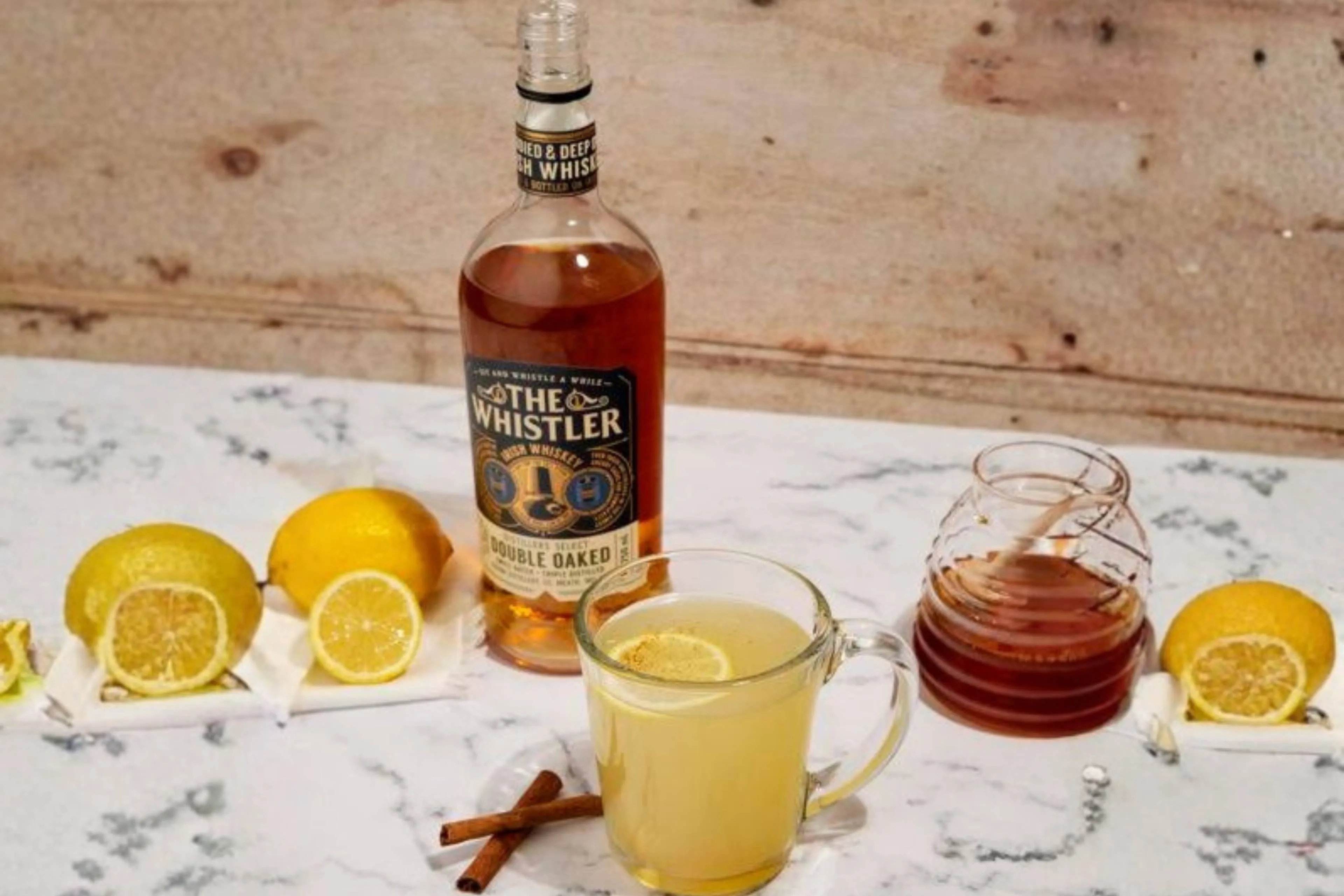 Cocktail van de maand: The Whistler Hot Toddy