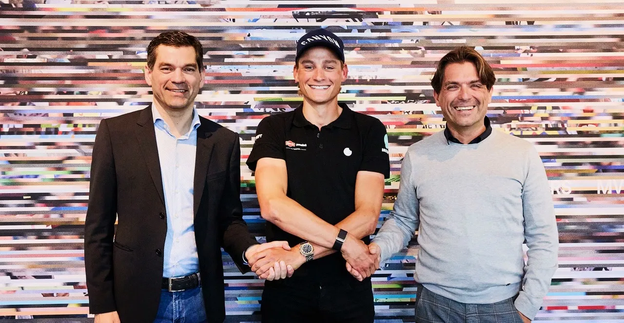 Christoph Roodhooft: 'Daarom was Mathieu van der Poel niet top op het EK'
