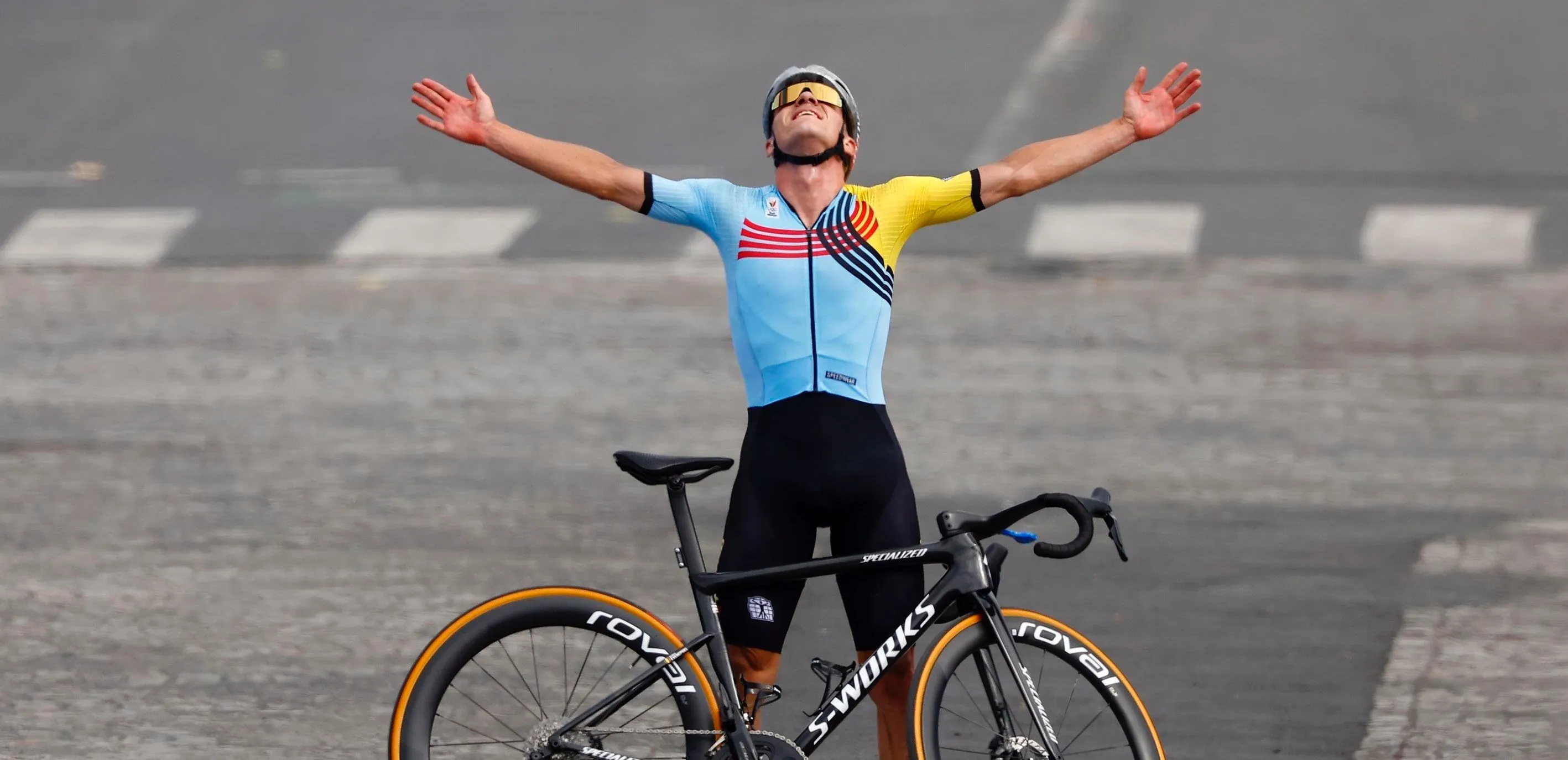 José De Cauwer deelt geweldige anekdote over Remco Evenepoel in Parijs