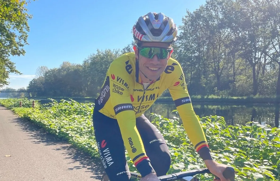 Wout van Aert overwoog te stoppen met koersen: 'Ouders hebben hem overtuigd verder te doen'