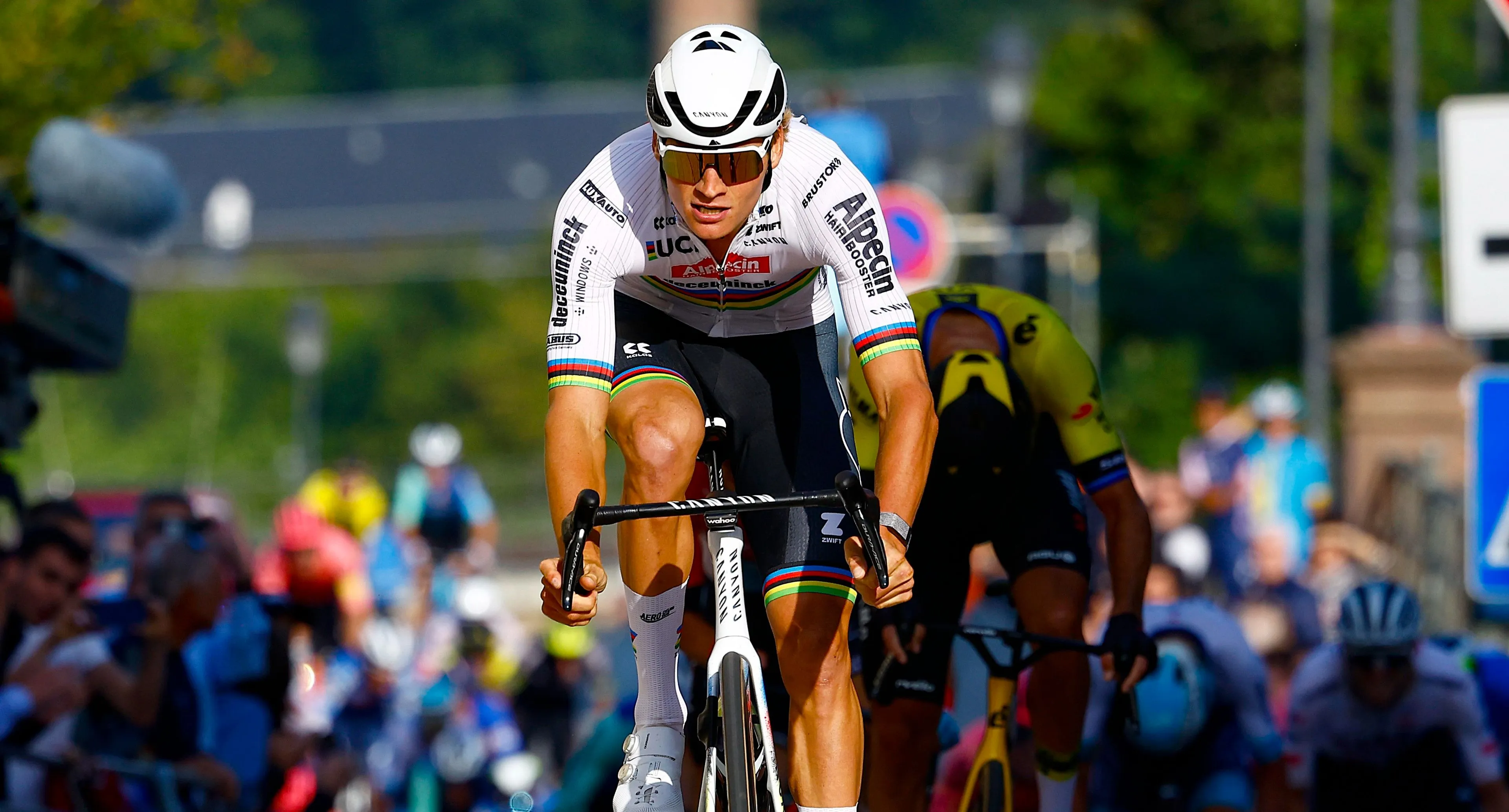 Mathieu van der Poel onthult zijn eerste wegkoers van 2025