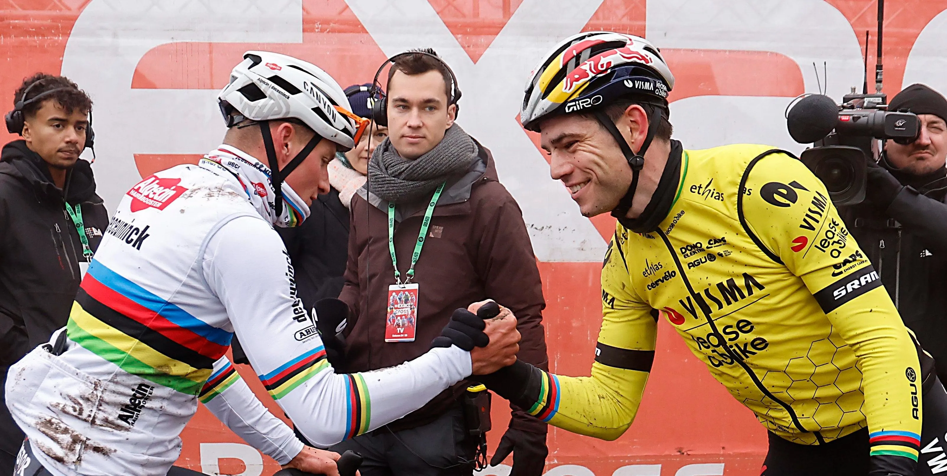 Mathieu van der Poel over terugkeer Wout van Aert: 'Hij heeft zoveel talent en klasse'