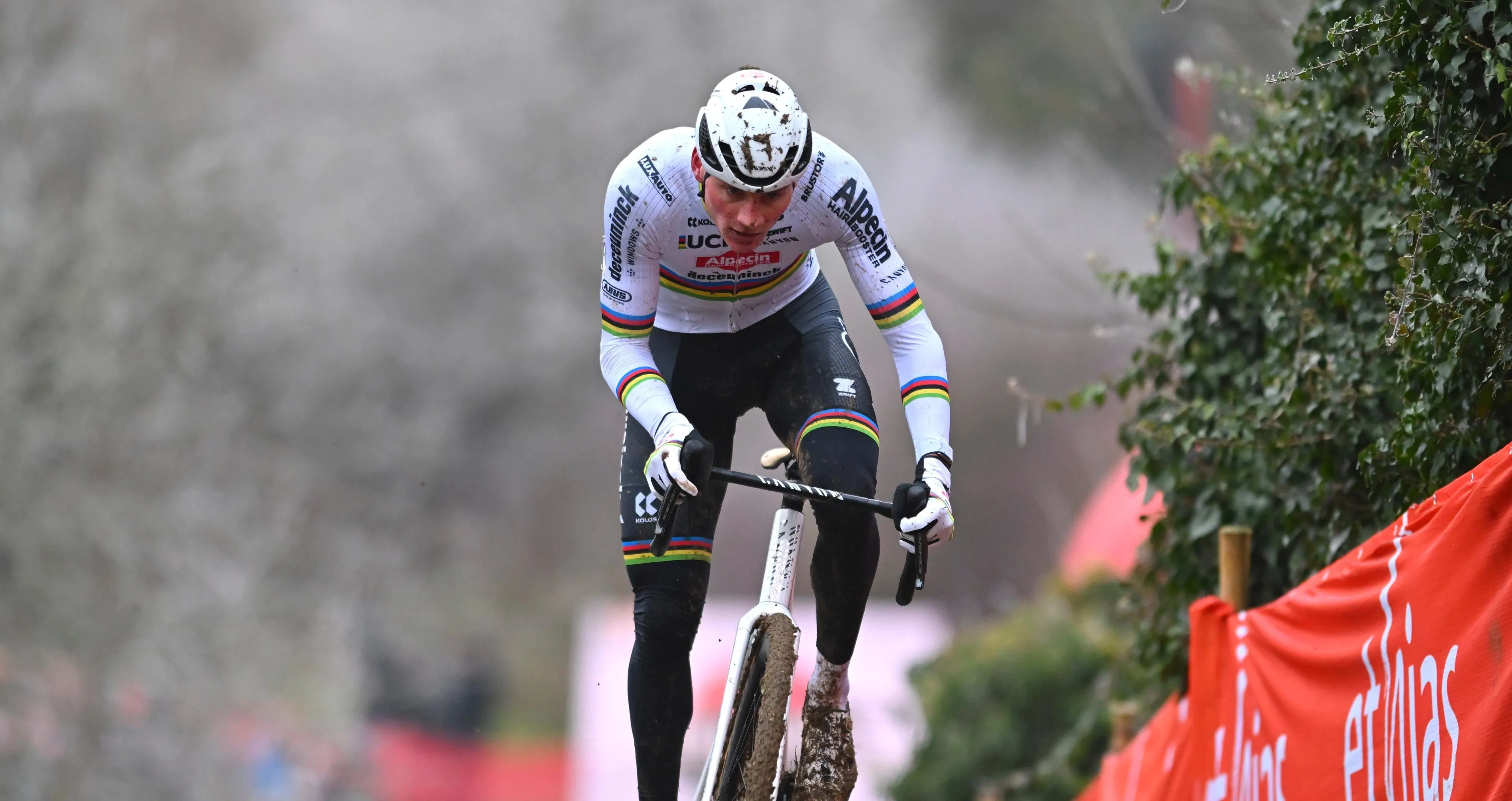 Mathieu van der Poel noemt 3 grootste WK-rivalen: 'Hij kan boven zichzelf uitstijgen'