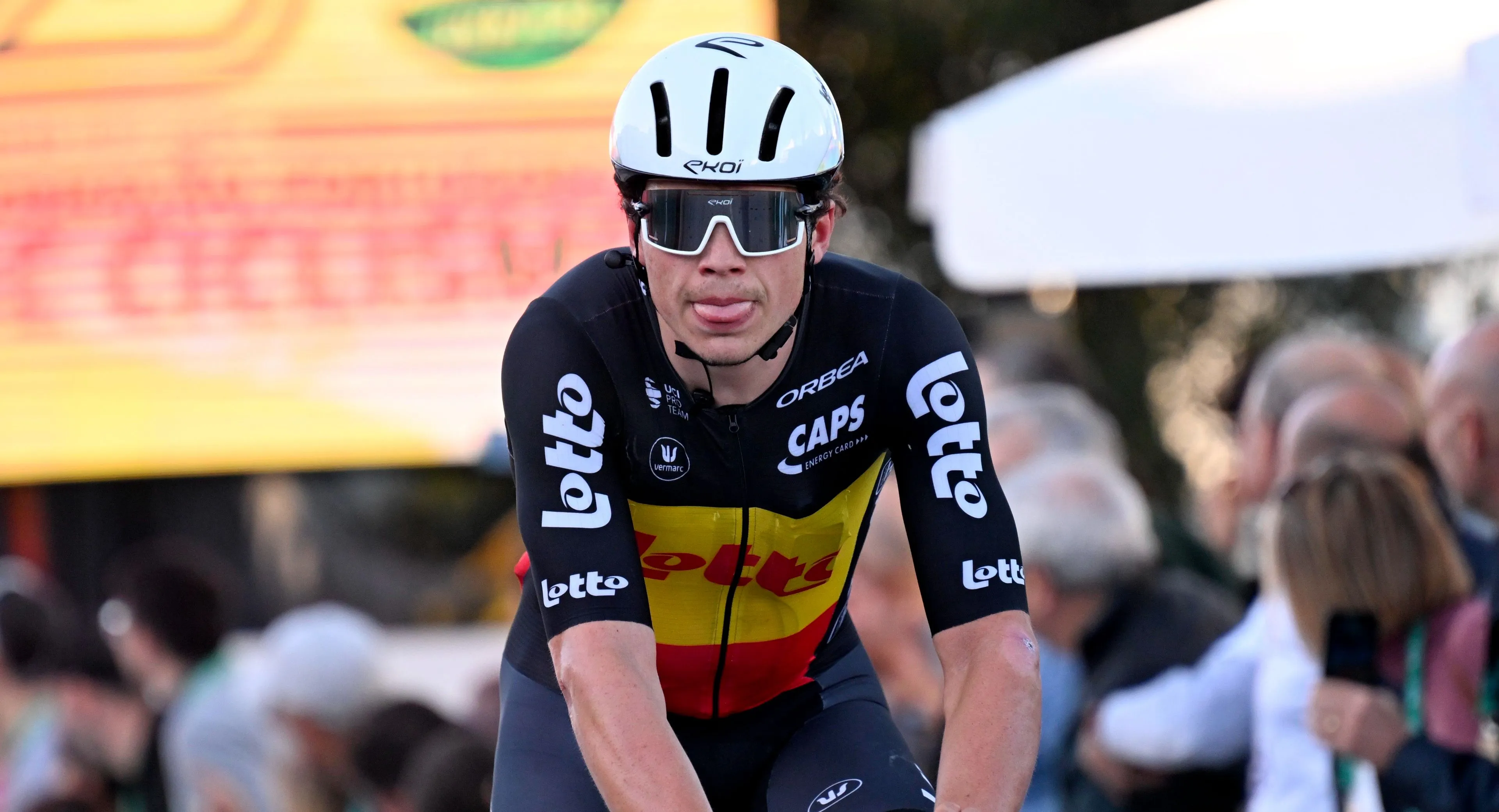 Arnaud De Lie haalt na fiasco in Algarve uit naar... zijn eigen ploegmakker!