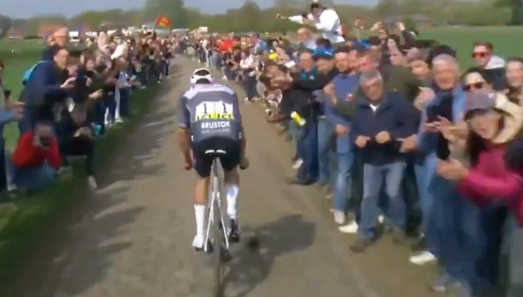 'Dit is een poging tot doodslag': Mathieu van der Poel gaat proces aanspannen tegen bidongooier
