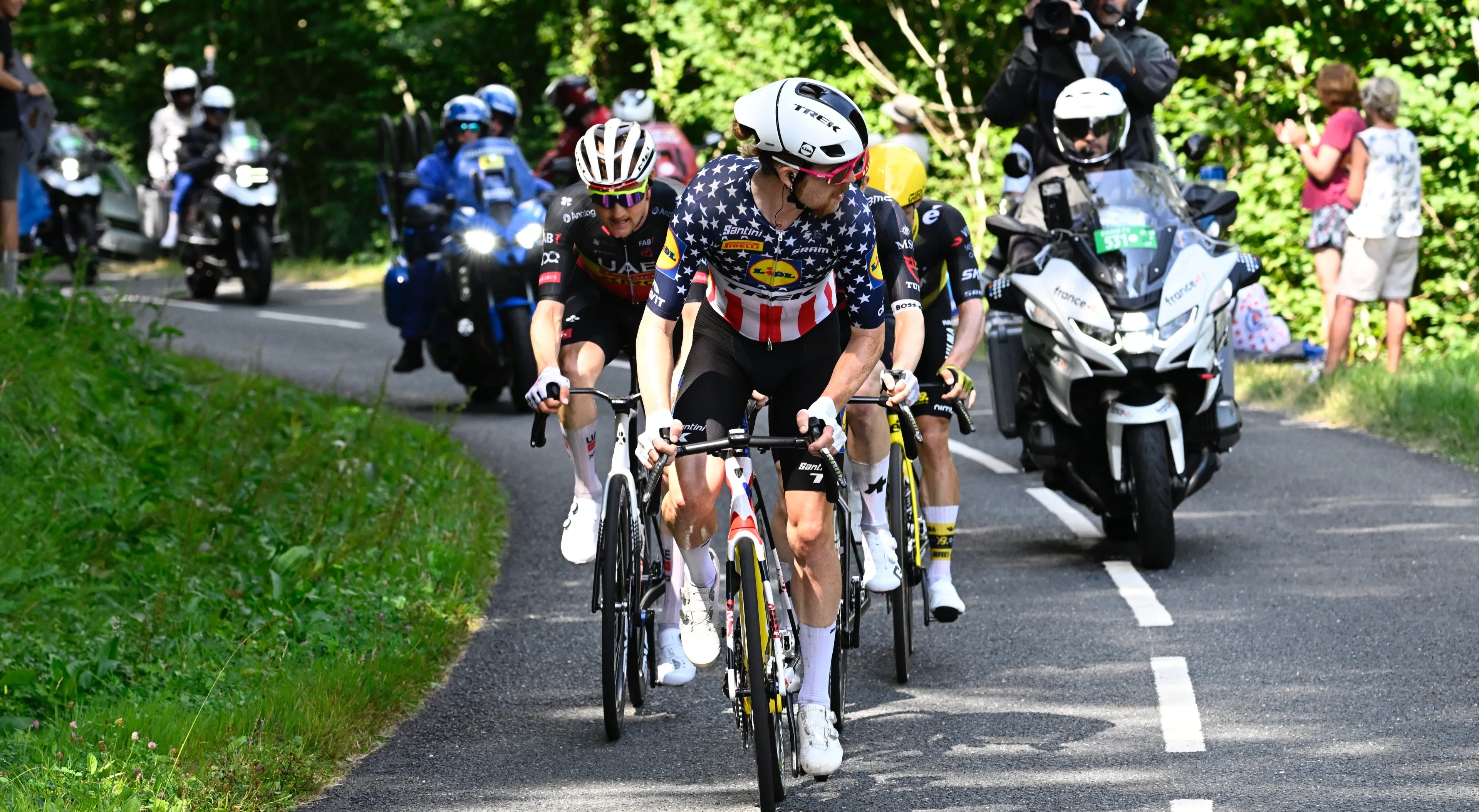 PHOTONEWS_11157209-142