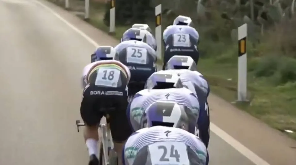 Schermopname_12-3-2026_16813_www.youtube.com