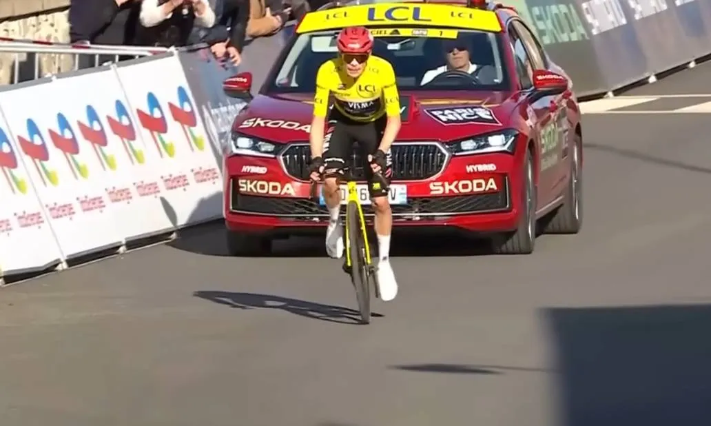 Schermopname_16-3-2026_11451_www.youtube.com