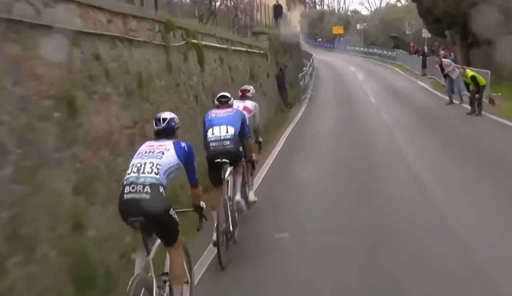 Schermopname_18-3-2026_74125_www.youtube.com